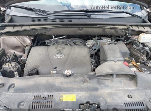 5TDJZRFH6JS834347 2018 TOYOTA HIGHLANDER Коричневый Вид сзади