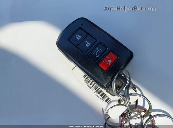 5TDJZRFH6KS615258 2019 TOYOTA HIGHLANDER White Вид панелі приладів