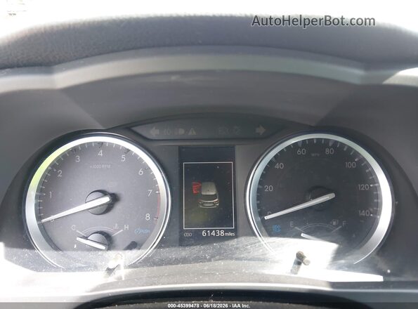 5TDJZRFH6KS615258 2019 TOYOTA HIGHLANDER White Вид задніх сидінь