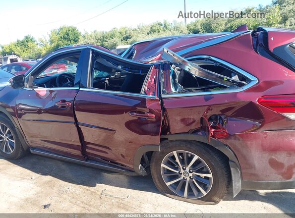 5TDJZRFH7HS361973 2017 TOYOTA HIGHLANDER Burgundy Vista interior trasera