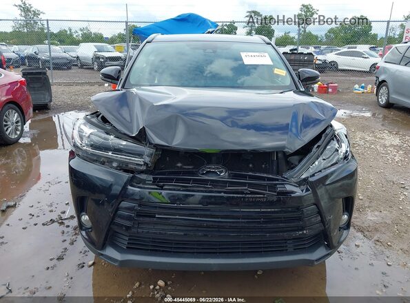 5TDJZRFH7HS422982 2017 TOYOTA HIGHLANDER Black Вид щитка приладів
