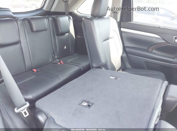 5TDJZRFH7JS835569 2018 TOYOTA HIGHLANDER Black Widok naklejki z numerem VIN