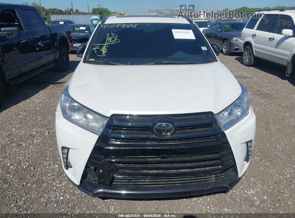 5TDJZRFH7JS840318 2018 TOYOTA HIGHLANDER White 