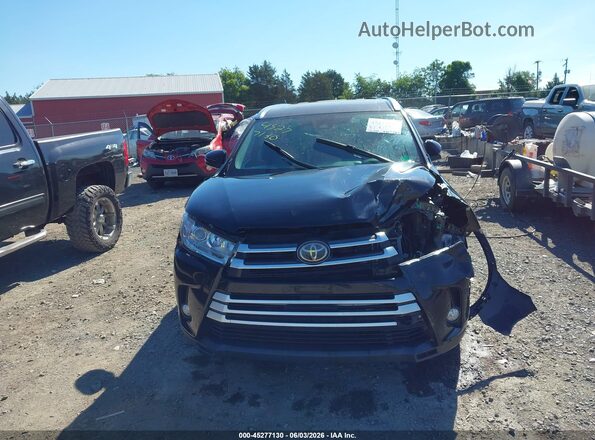 5TDJZRFH7JS879183 2018 TOYOTA HIGHLANDER Черный Вид щитка приборов