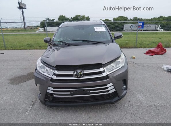 5TDJZRFH7JS883430 2018 TOYOTA HIGHLANDER  Սալոնի հետևի տեսք