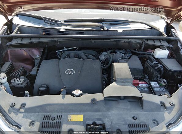 5TDJZRFH7KS986946 2019 TOYOTA HIGHLANDER Burgundy Հետևի տեսք