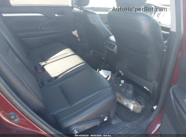 5TDJZRFH8HS369189 2017 TOYOTA HIGHLANDER Red VIN կոդի պիտակի տեսք