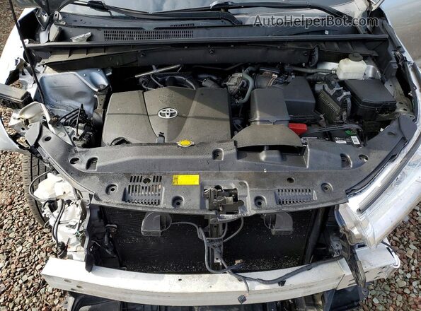 5TDJZRFH8HS382489 2017 TOYOTA HIGHLANDER Silver Vista del compartimento del motor