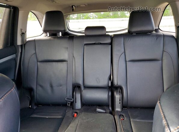 5TDJZRFH8HS382489 2017 TOYOTA HIGHLANDER Silver Vista de los asientos traseros