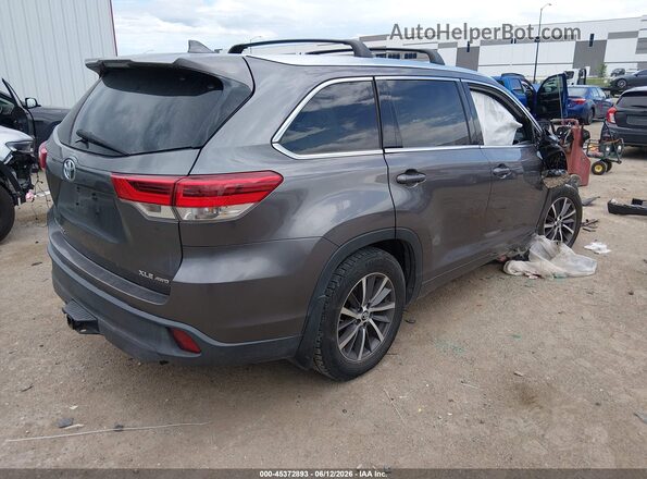 5TDJZRFH8JS523194 2018 TOYOTA HIGHLANDER Gray უკანა მარჯვენა