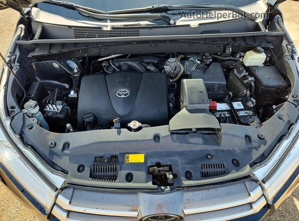 5TDJZRFH8JS546040 2018 TOYOTA HIGHLANDER Black Vista interior trasera