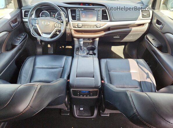 5TDJZRFH8JS546040 2018 TOYOTA HIGHLANDER Black Vista del salpicadero