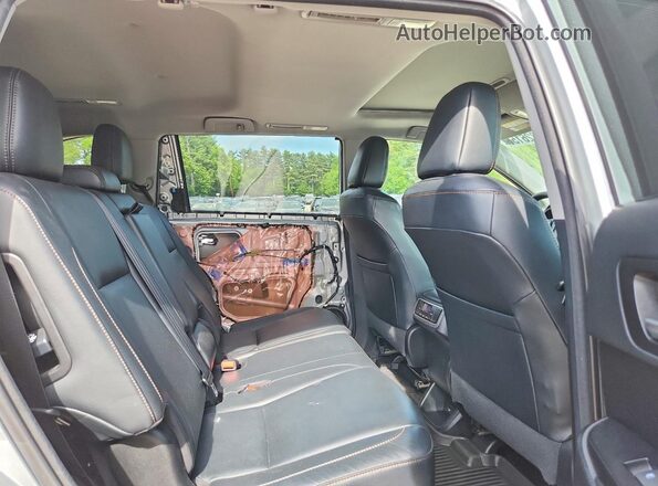 5TDJZRFH8JS549259 2018 TOYOTA HIGHLANDER Silver 