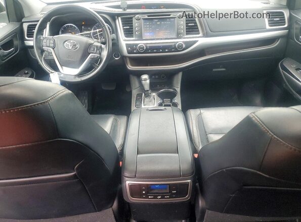 5TDJZRFH8JS876356 2018 TOYOTA HIGHLANDER Белый Вид панели приборов