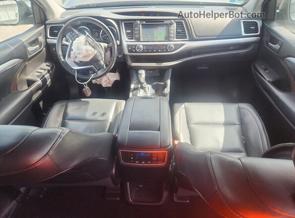 5TDJZRFH8KS915464 2019 TOYOTA HIGHLANDER Silver Dashboard view