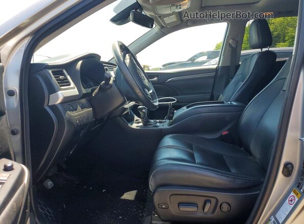 5TDJZRFH9HS461038 2017 TOYOTA HIGHLANDER Silver Սալոնի դիմացի տեսք