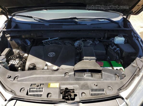 5TDJZRFH9JS555457 2018 TOYOTA HIGHLANDER Black Widok komory silnika