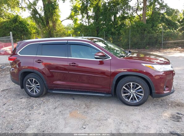 5TDJZRFHXHS449349 2017 TOYOTA HIGHLANDER Red Vista interior trasera
