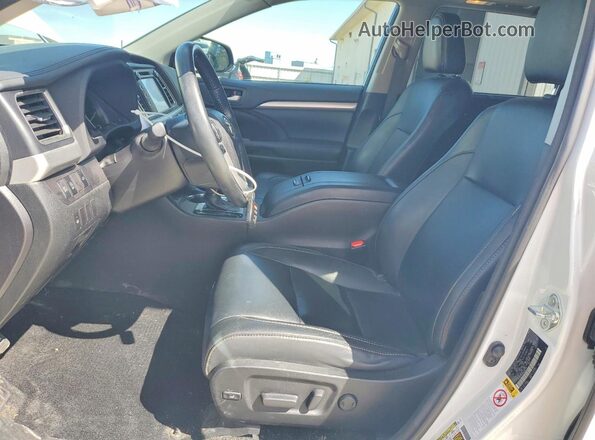 5TDJZRFHXHS520176 2017 TOYOTA HIGHLANDER Белый Вид салона спереди