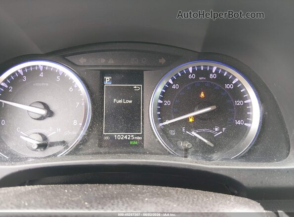 5TDJZRFHXJS561932 2018 TOYOTA HIGHLANDER Серый Вид задних сидений