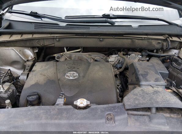 5TDJZRFHXJS561932 2018 TOYOTA HIGHLANDER Серый Вид сзади