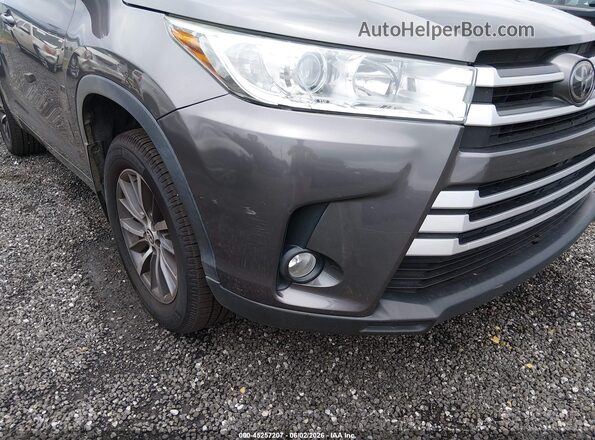 5TDJZRFHXJS561932 2018 TOYOTA HIGHLANDER Серый 