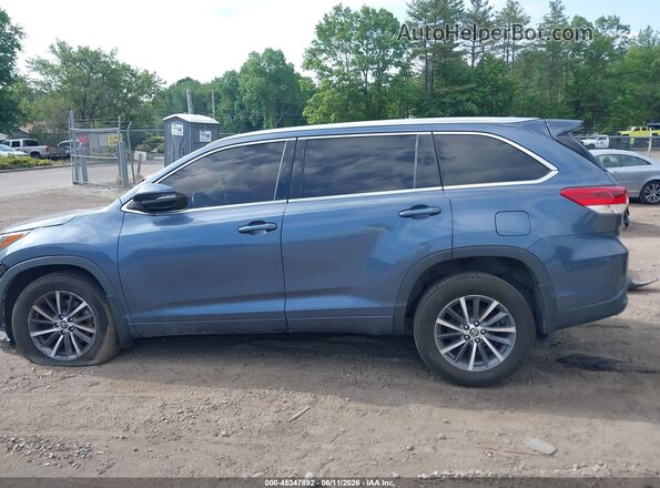 5TDJZRFHXJS818622 2018 TOYOTA HIGHLANDER Blue 