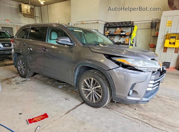 5TDJZRFHXJS858148 2018 TOYOTA HIGHLANDER Gray Передня права чверть