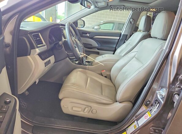 5TDJZRFHXJS858148 2018 TOYOTA HIGHLANDER Gray Вид салону спереду