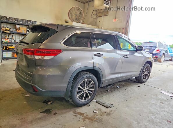 5TDJZRFHXJS858148 2018 TOYOTA HIGHLANDER Gray Задня права чверть