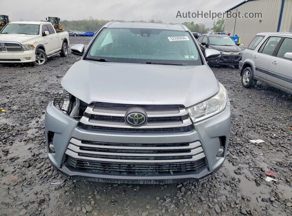 5TDJZRFHXJS906683 2018 TOYOTA HIGHLANDER Silver Вид спереду