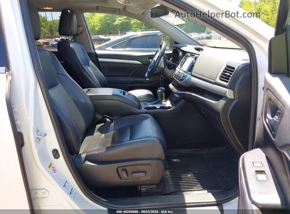 5TDJZRFHXKS601055 2019 TOYOTA HIGHLANDER White 