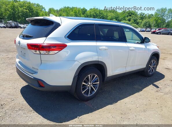 5TDJZRFHXKS601055 2019 TOYOTA HIGHLANDER White 