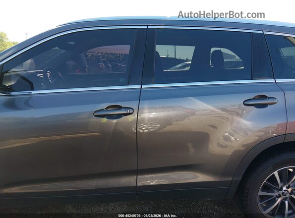 5TDJZRFHXKS611357 2019 TOYOTA HIGHLANDER Gray 