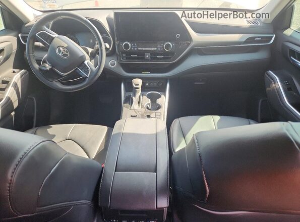 5TDKARAH5PS021741 2023 TOYOTA HIGHLANDER Silver Առջևի վահանակի տեսք