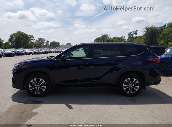 5TDKBRCH4PS568705 2023 TOYOTA HIGHLANDER Blue Widok wnętrza 360 stopni