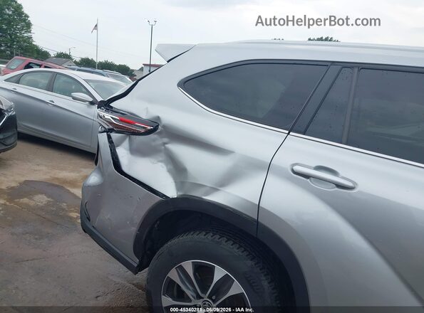 5TDKDRAH0PS048160 2023 TOYOTA HIGHLANDER Silver 