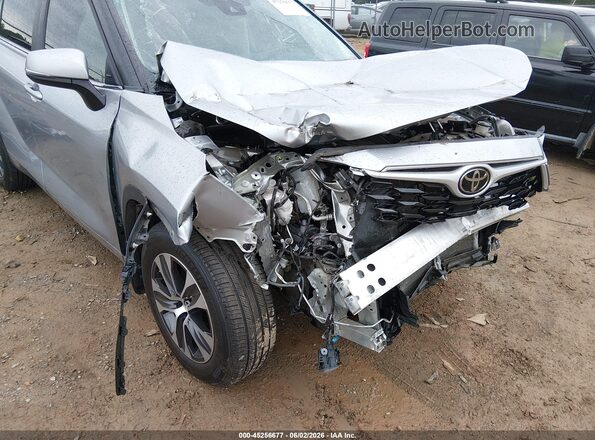 5TDKDRAH0PS518736 2023 TOYOTA HIGHLANDER Silver 