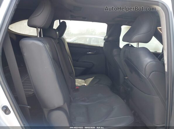 5TDKDRAH2PS523436 2023 TOYOTA HIGHLANDER Silver VIN կոդի պիտակի տեսք