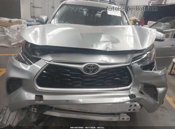5TDKDRAH3PS517239 2023 TOYOTA HIGHLANDER Gray Front view
