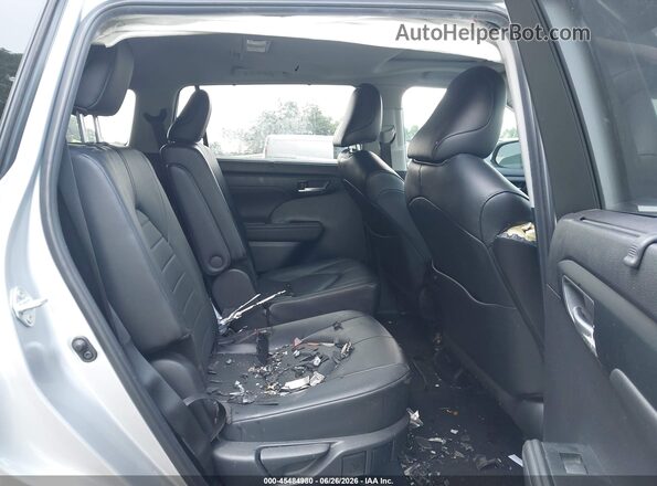 5TDKDRAH3RS528258 2024 TOYOTA HIGHLANDER Silver VIN կոդի պիտակի տեսք