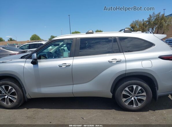 5TDKDRAH3RS538823 2024 TOYOTA HIGHLANDER Серебряный 