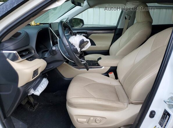 5TDKDRAH4PS041678 2023 TOYOTA HIGHLANDER Белый Вид салона спереди