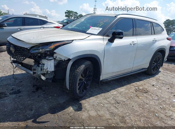 5TDKDRAH4PS521638 2023 TOYOTA HIGHLANDER White Vista tres cuartos delantera izquierda