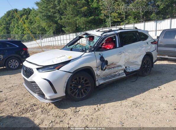 5TDKDRAH5PS010536 2023 TOYOTA HIGHLANDER White Передня ліва чверть