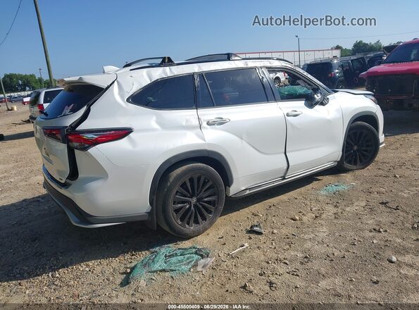 5TDKDRAH5PS010536 2023 TOYOTA HIGHLANDER White Задня права чверть