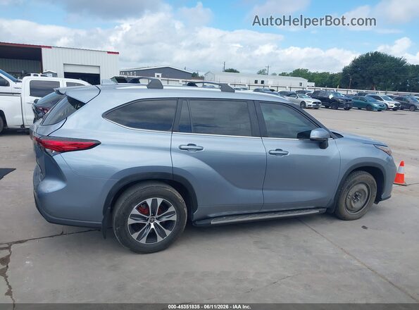 5TDKDRAH5PS517159 2023 TOYOTA HIGHLANDER Серый Вид задней части салона