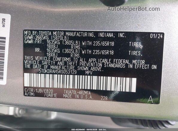 5TDKDRAH5RS053129 2024 TOYOTA HIGHLANDER Silver ძრავის განყოფილების ხედი
