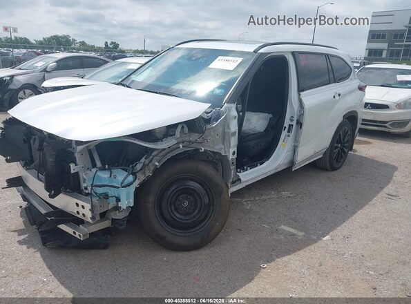 5TDKDRAH7RS532183 2024 TOYOTA HIGHLANDER White Front left