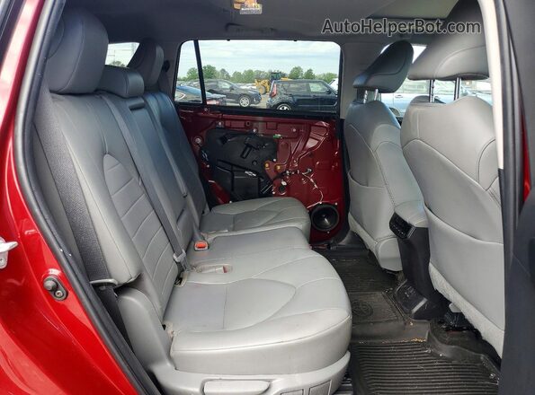 5TDKDRAHXPS004991 2023 TOYOTA HIGHLANDER Red უკანა სალონის ხედი